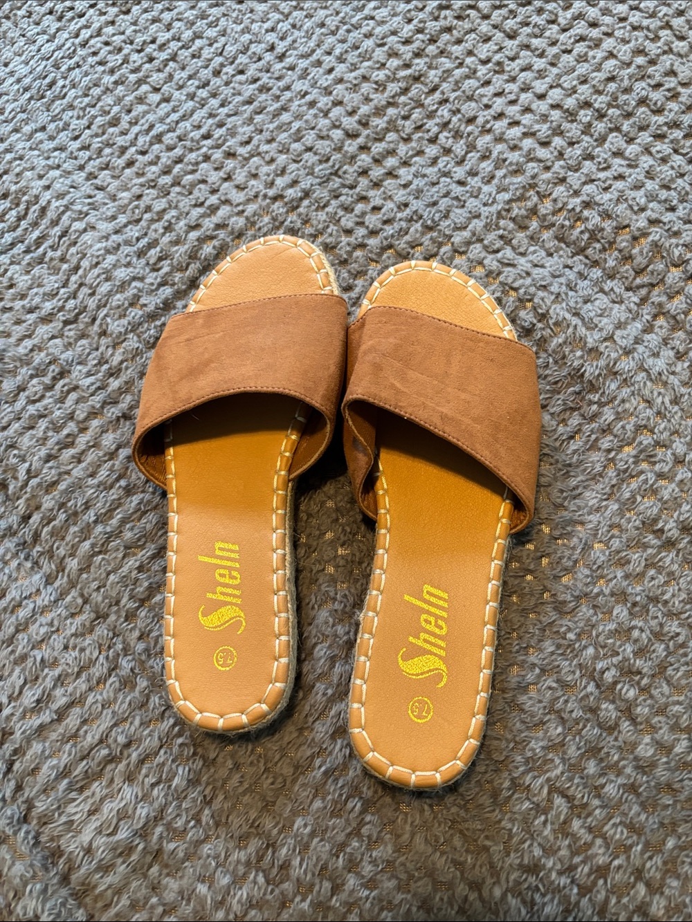 Womens size 7 1/2 Brown Slide Sandals